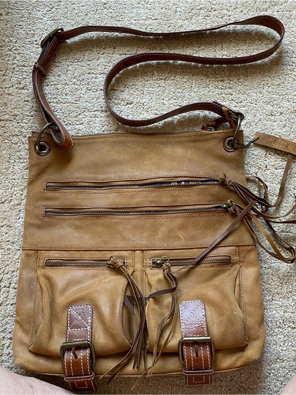 Nino Bossi Vintage Women’s Tan Leather Crossbody Bag with Front Buckle Pockets